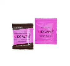 NIKK MOLE لون الحاجب بني داكن كيس (8) + كريم مؤكسد 3٪ في كيس (8) كل عبوة تحتوي على 8 اكياس مع دهان + 8 اكياس كريم مؤكسد 3٪