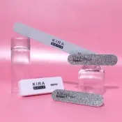 חיתוכים ופצירות ציפורניים Kira Nails